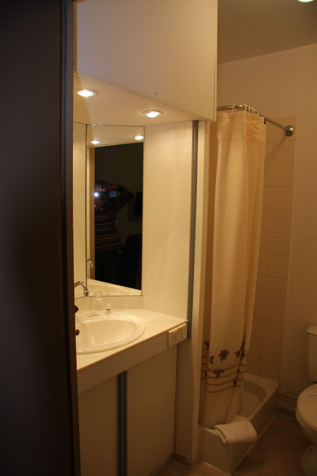 Brit Hotel Cherbourg Экстерьер фото
