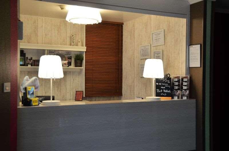 Brit Hotel Cherbourg Ресторан фото