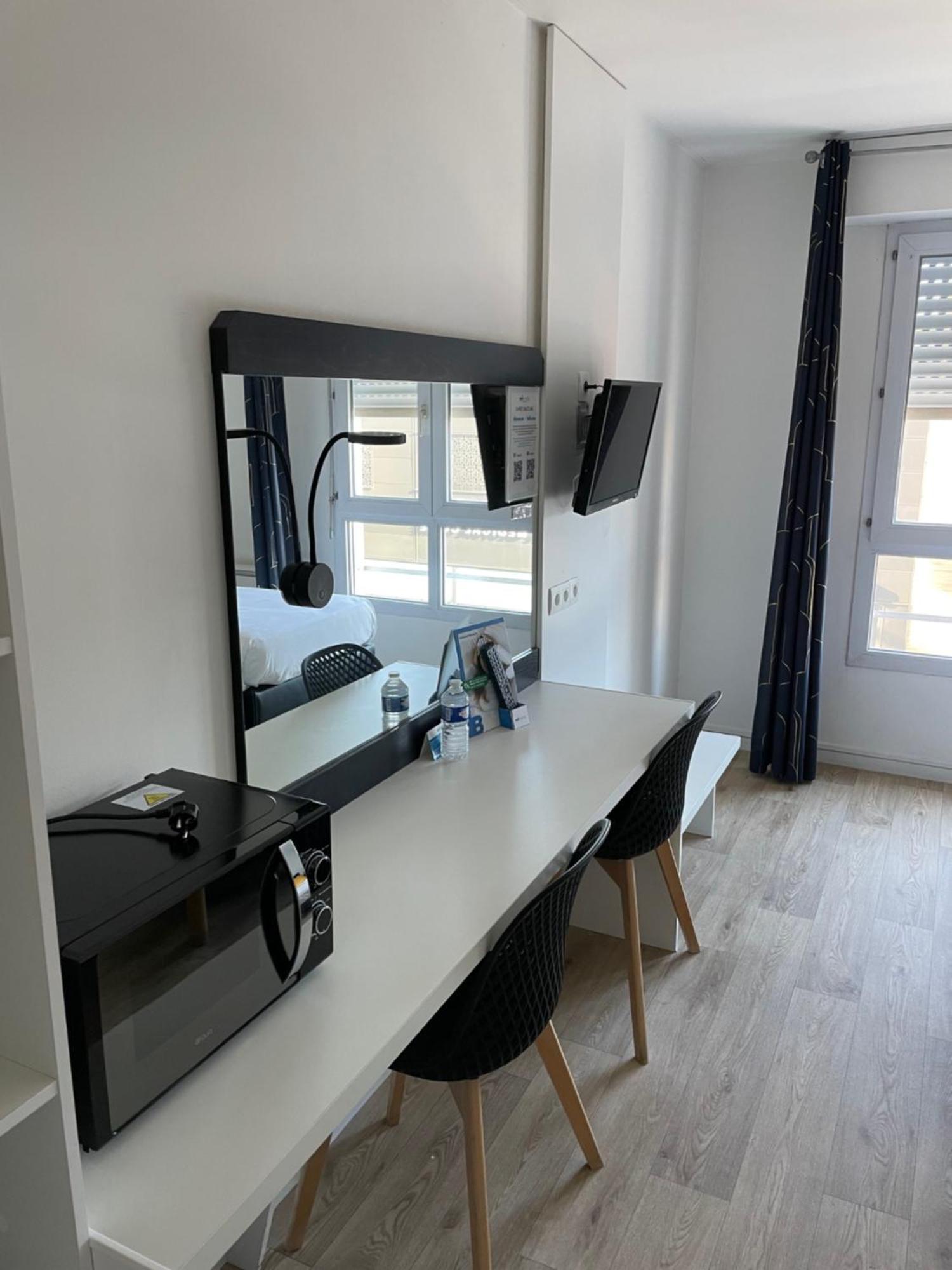 Brit Hotel Cherbourg Экстерьер фото